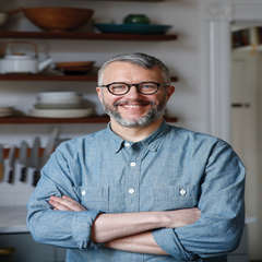 Author Bio: Jonathan Kauffman