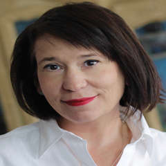 Author Bio: Adrienne Benson