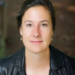 Author Bio: Danielle Teller