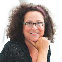 Author Bio: Sophie Hannah