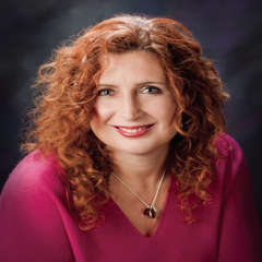 Author Bio: Paullina Simons