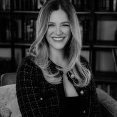 Author Bio: Kelsey Impicciche