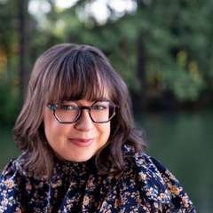 Author Bio: H. Lee Justine