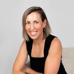 Author Bio: Sarah Todman