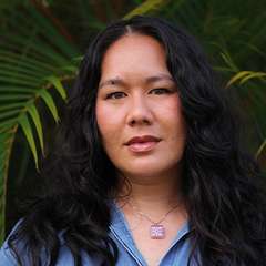 Author Bio: Shay Kauwe