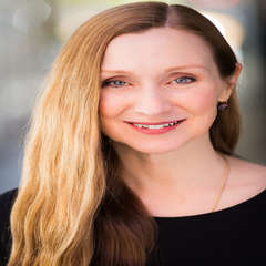 Author Bio: Julie Eshbaugh