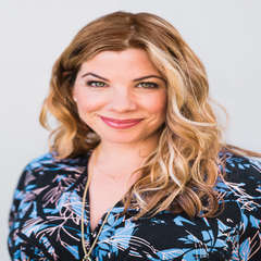 Author Bio: Rebecca Soffer